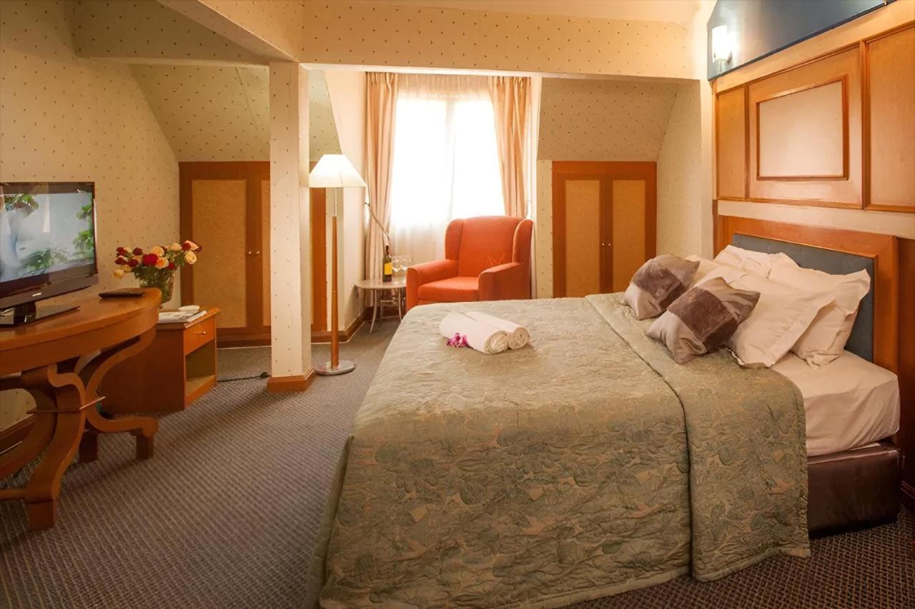 Leo Palace Hotel Куала-Лумпур Экстерьер фото
